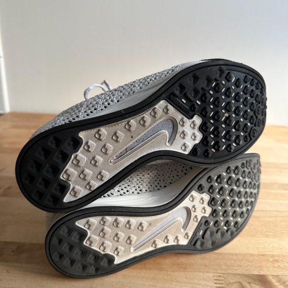 NIKE x COMME DES GARCONS Flyknit White Racer 2017 Black Bow - Picture 5 of 5